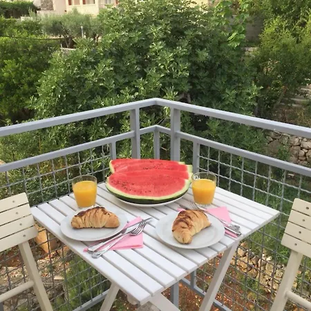 Terra - One Bedroom With Balcony And Garden View
